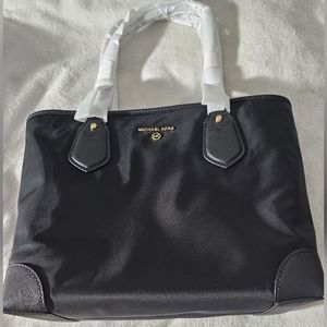 Michael Kors Eva Small Zip Tote brand Spanken new Black /gold accents 😍
